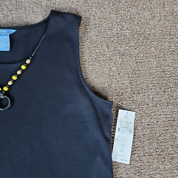 Top - Picture 8 of 15